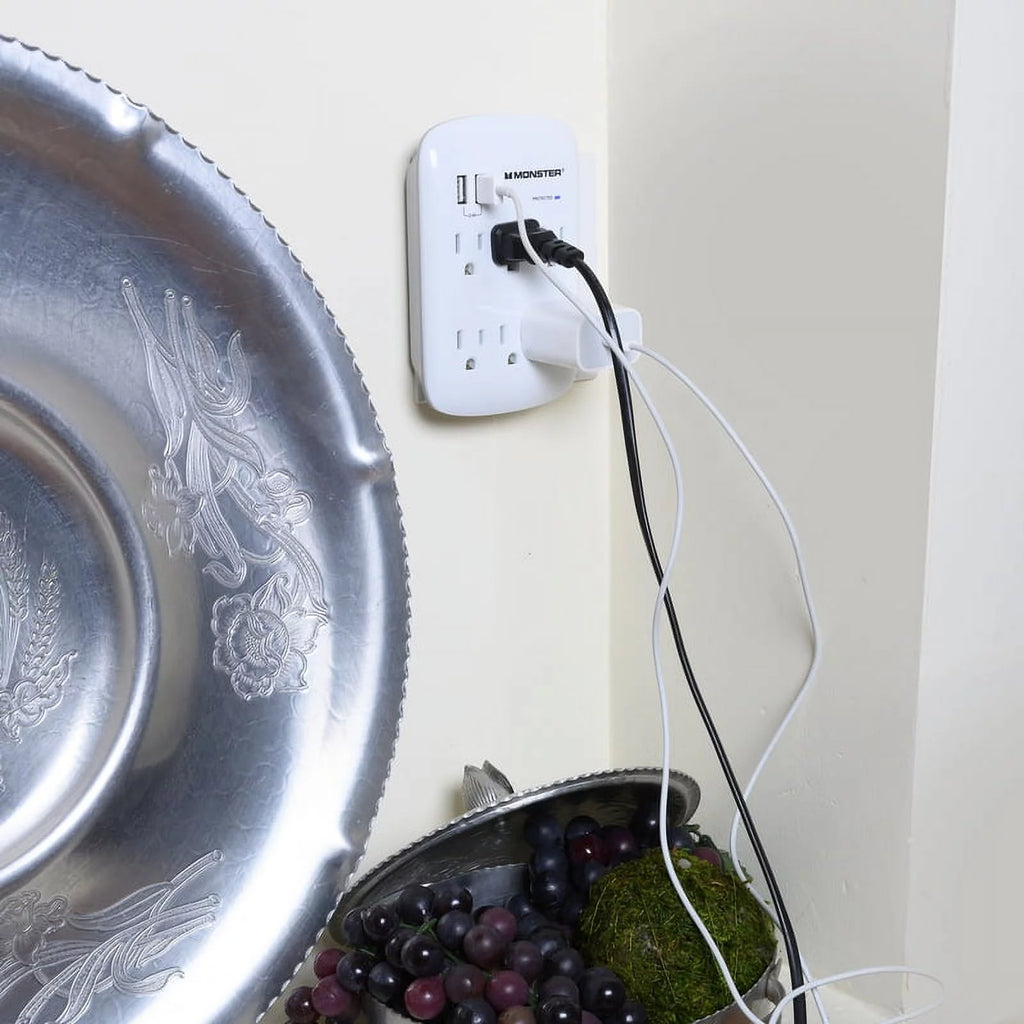 Surge Protector Wall Tap, 1875 Watts, 125 Volts R526
