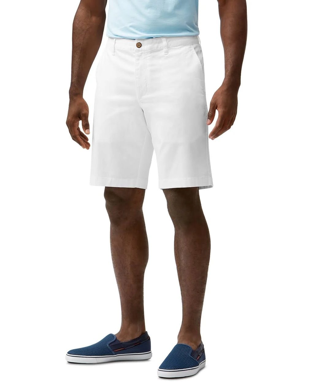 White Men&s Shorts, Size 28 J756