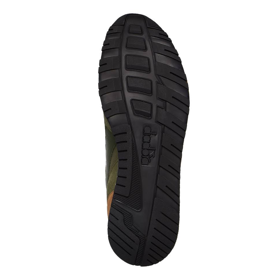 US 8.5 Men B30093