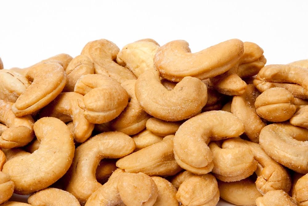25 Pound Salted Whole Cashews J624