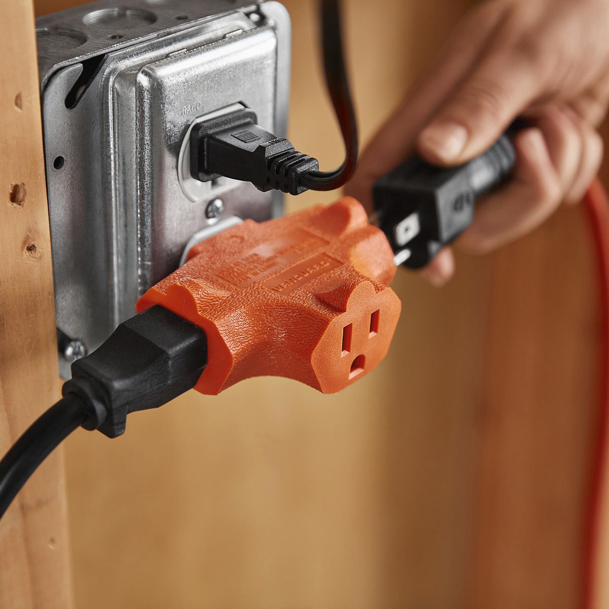 3-Way Grounded Adapter I337