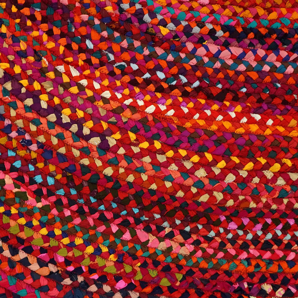 Hand Made Cotton 6x9' Oval Red Braided Area Rug Z3204