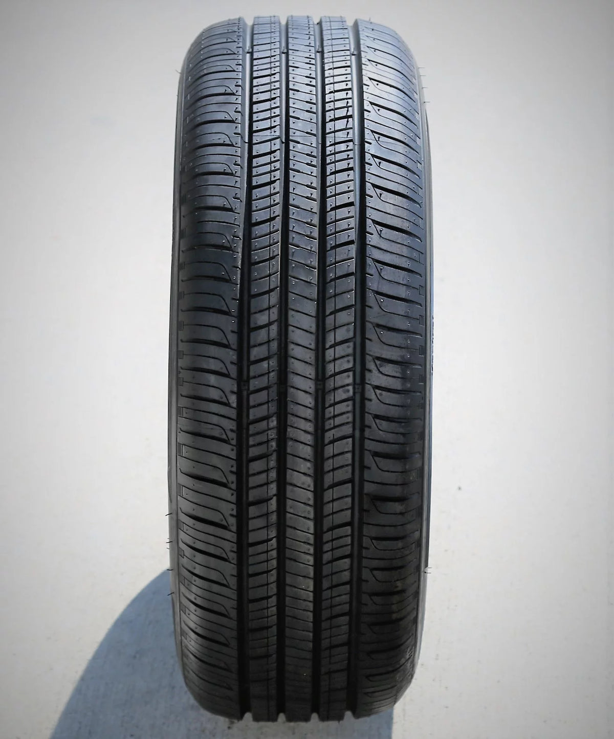 All Season 245/45R18 96V Passenger Tire S79974
