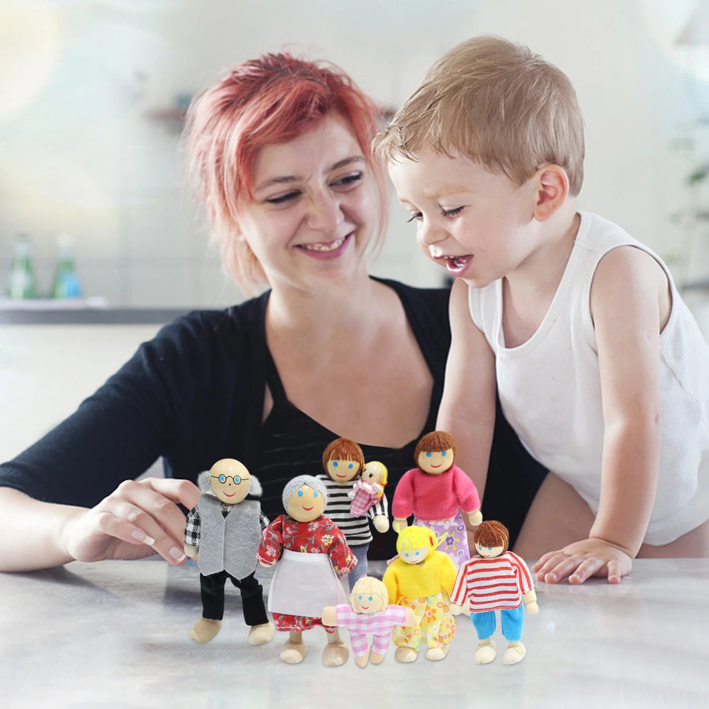 Wooden Doll House Family Dress-up Characters, Family of 7 D489981