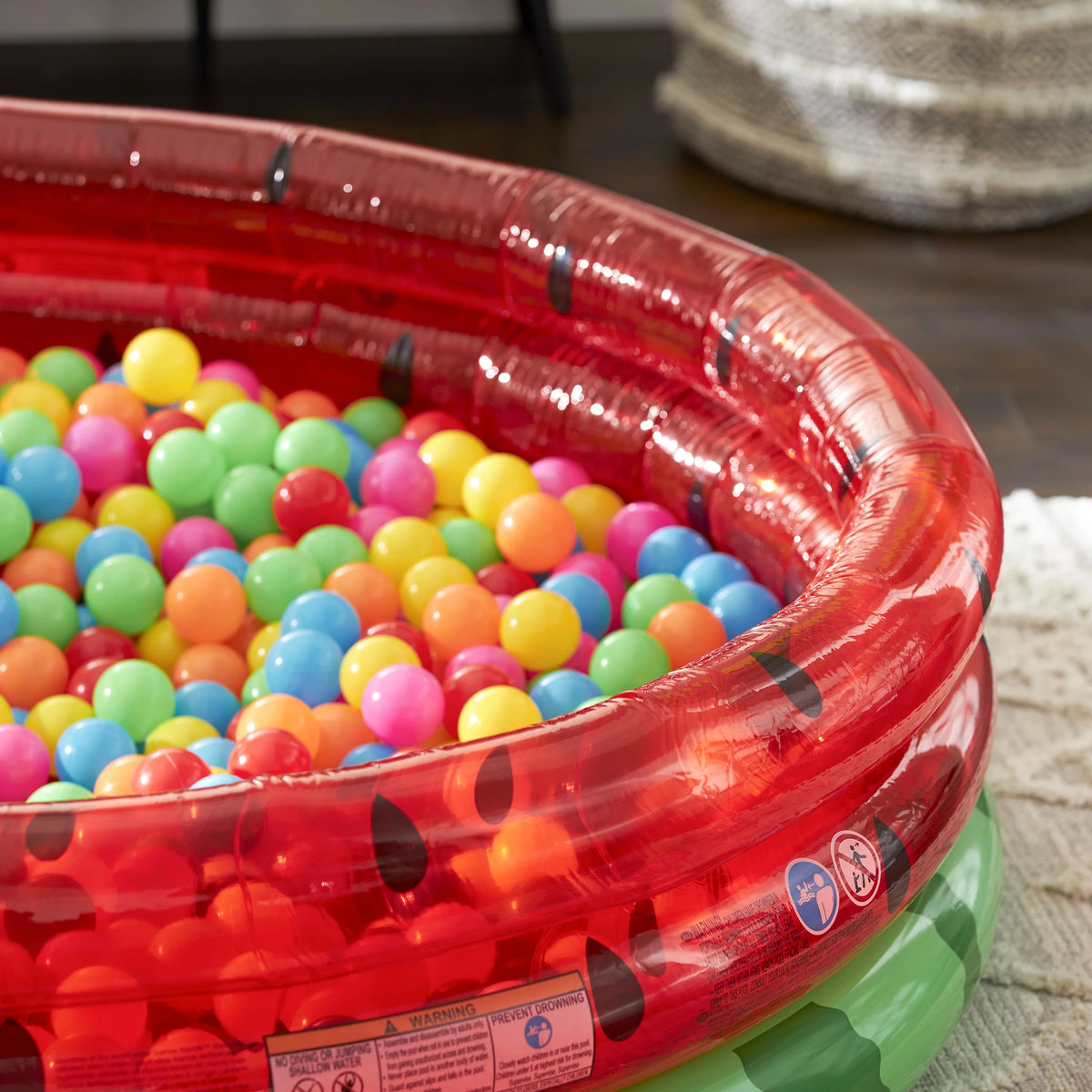 66-Inch Round Inflatable Kids Swimming and Wading Pool E577