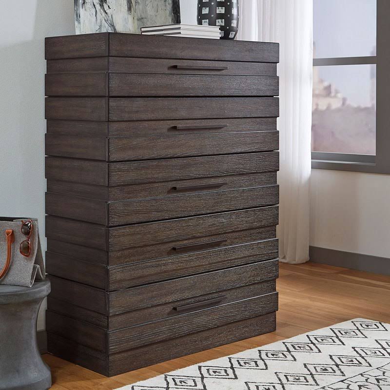 Brown 5 Drawer Chest T643