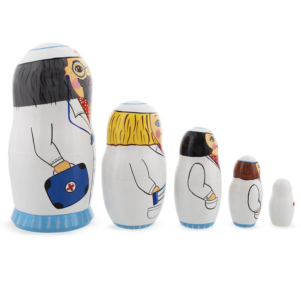 Wooden Nesting Dolls Z700138