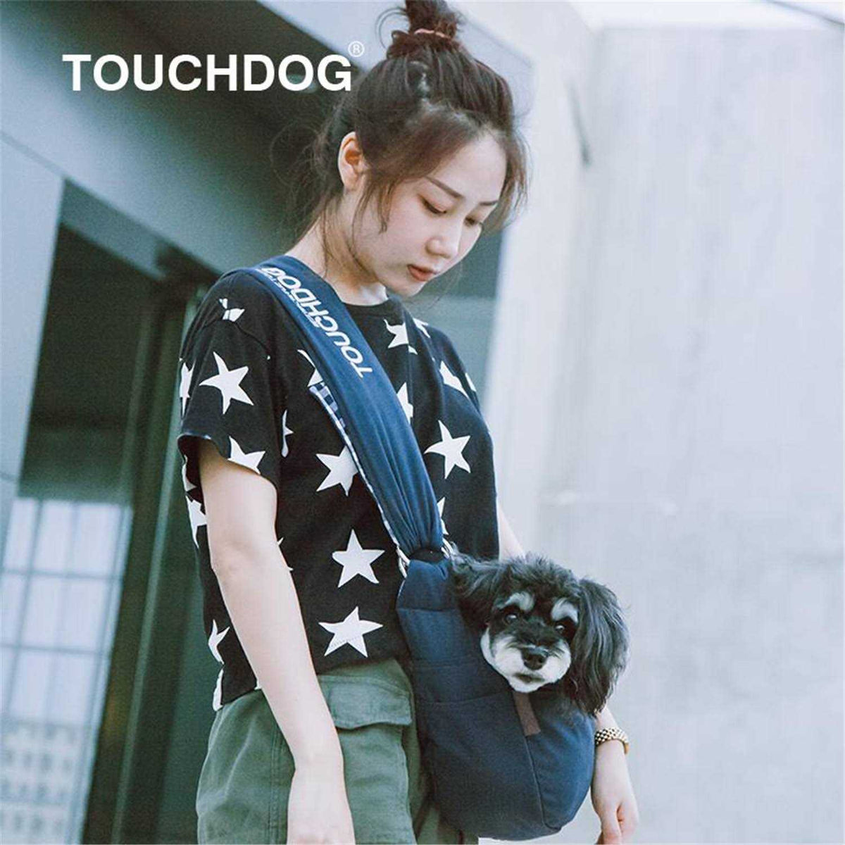 Over-The-Shoulder Hands-Free Pet Carrier A368058