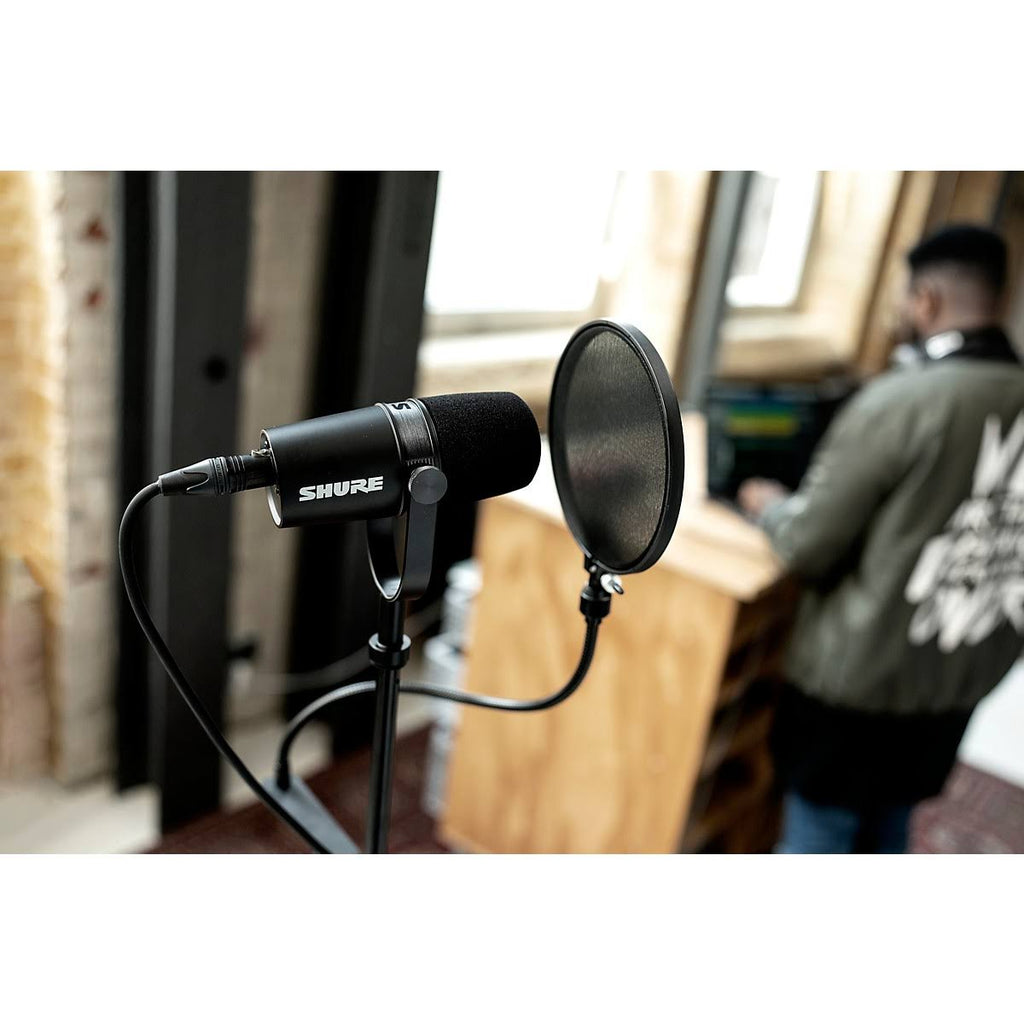 XLR Microphone Y557421