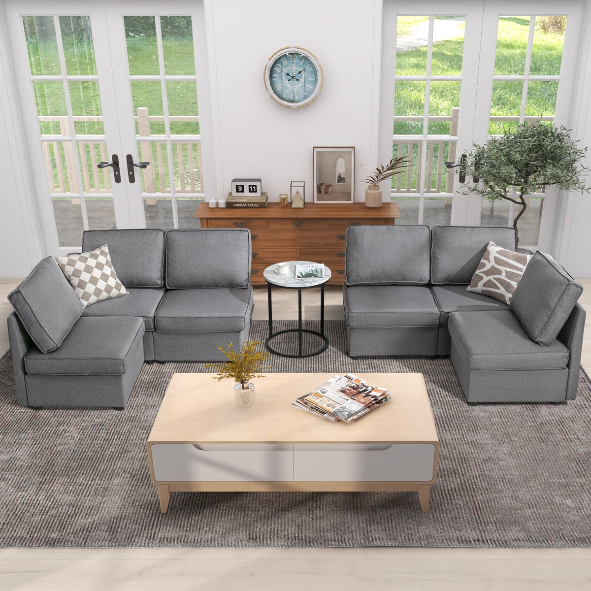Light Grey U-Shaped Sectional Sofa with Storage and Reversible Chaises D2663